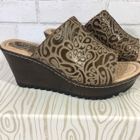 boc breezy wedge